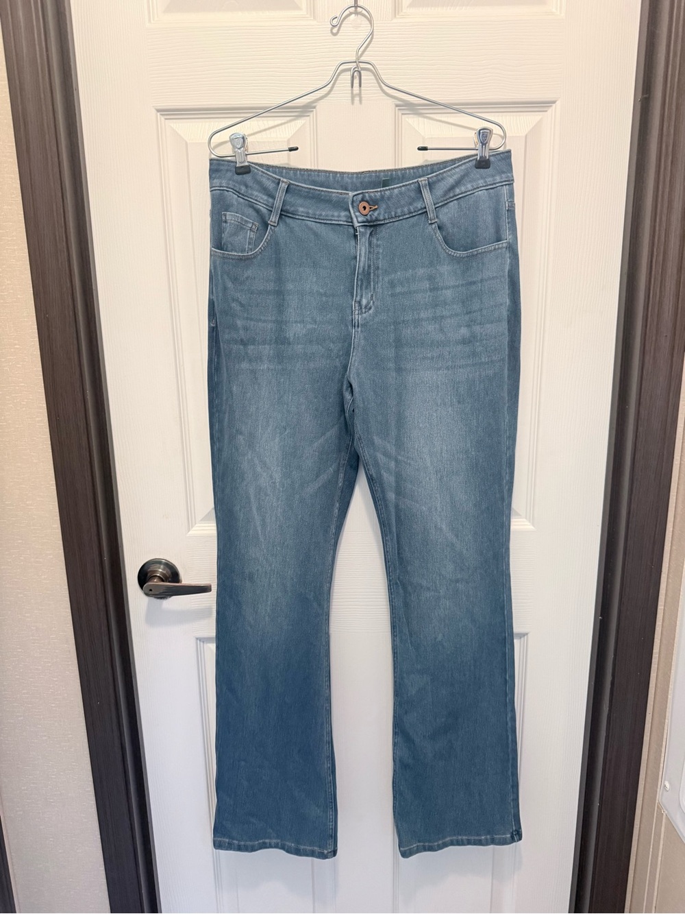HALARA Women's Light Blue Flare Jeans